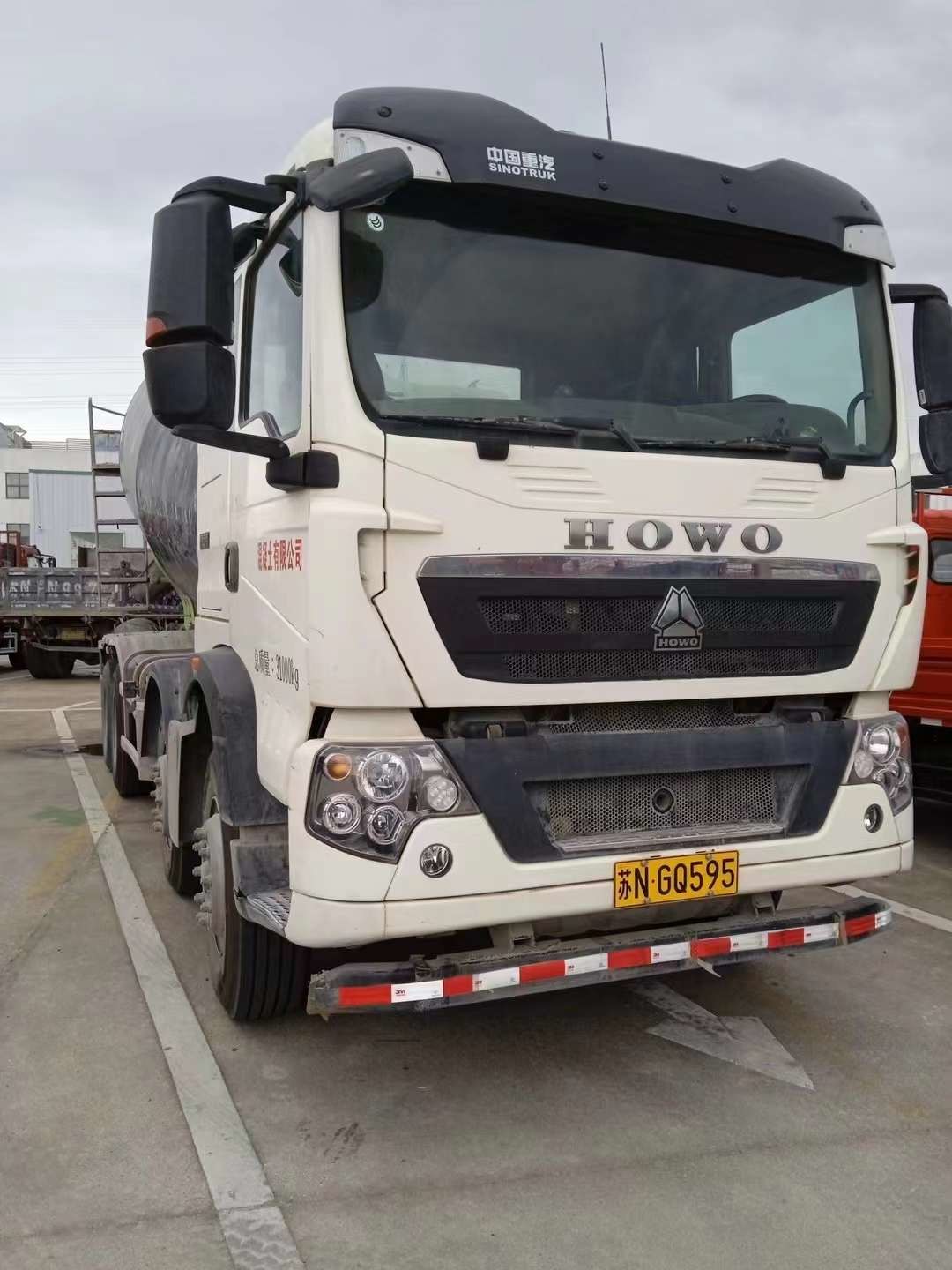 ZLJ5310GJBHTE Concrete Mixer Truck Used 17970 Kg With HOWO Chassis Less Mileage