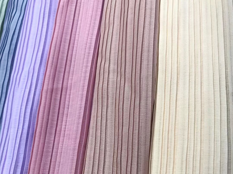 Lightweight 100-200gsm Crepe Suit Fabric Crinkle Woven Fabric Breathable