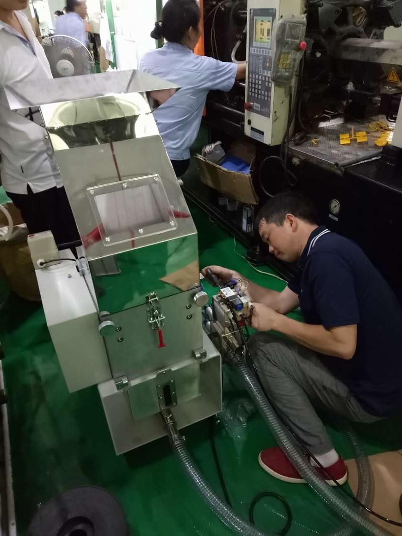 China Hot Sale Industrial Low-speed Grinder Crusher Granulator OG-2LS for Plastic Sprues and Defects