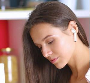 China Stereo Sound Wireless Noise Cancelling Earbuds Built In Battery 550mah wholesale