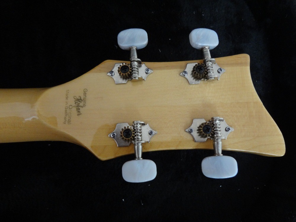 4 string bass guitar Hofner BB2 guitar UK flag on flamed body top Hofner contemporary series
