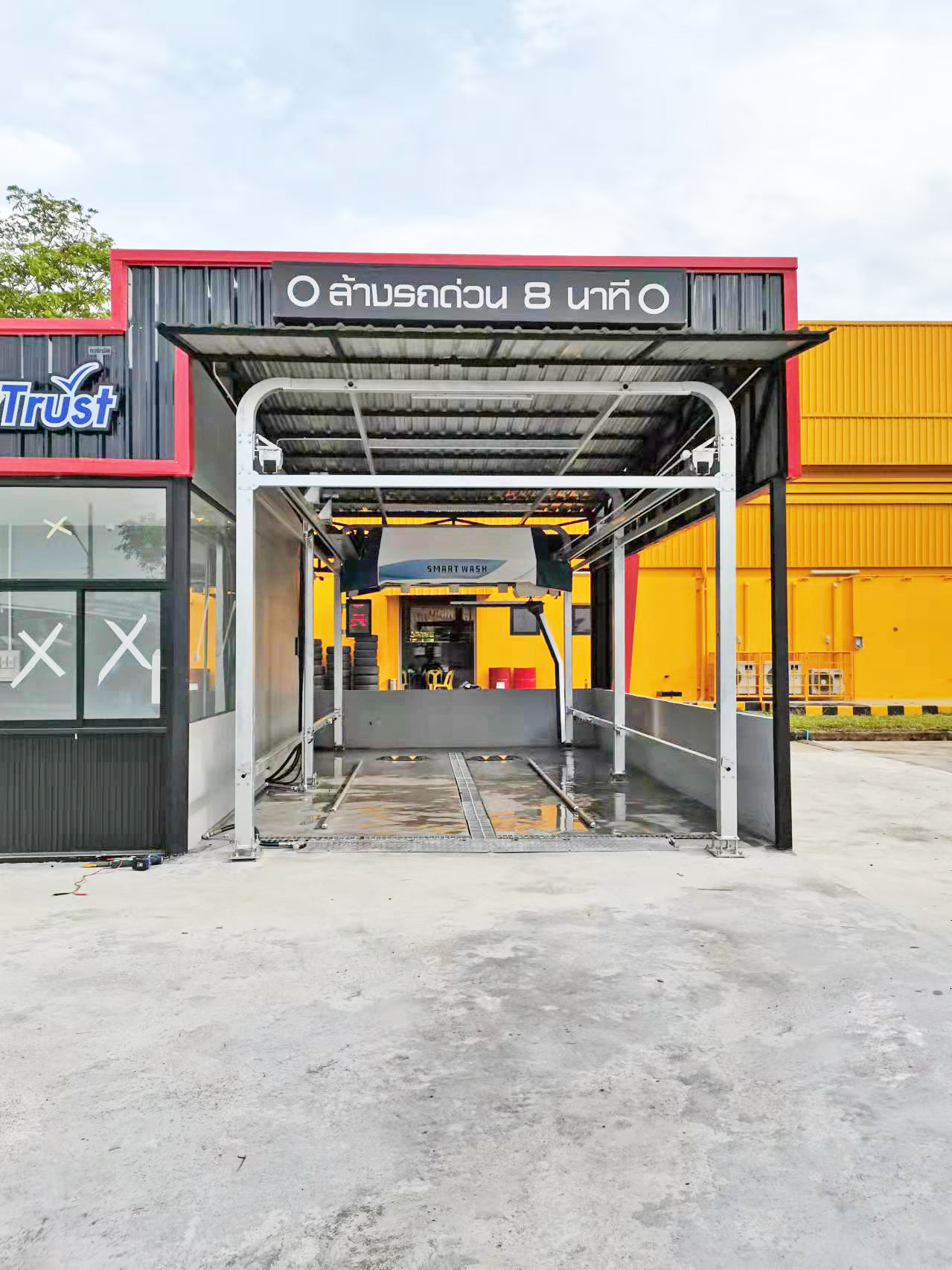 Automatic End Touchless Car Wash Equipment 360 Degree Swing Bright Wax Spray System