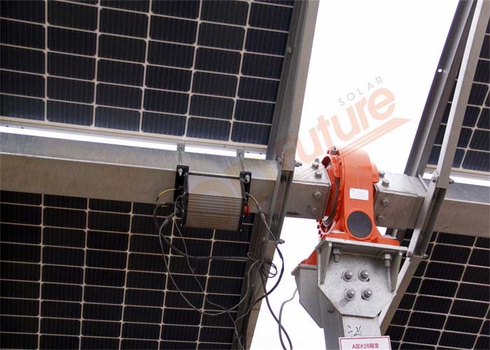 1 Axis Smart Solar Tracking System Slew Drive 500KW Closed Loop Time Control