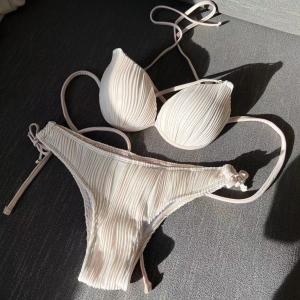 China M Size Ruffles Bikini Swimming Suits wholesale