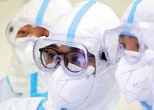 China Absorbing 99% UV Surgery Safety Glasses Chemical Resistant Enclosed Labor wholesale