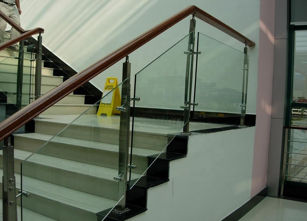 Hotel Balcony Railing Tempered Laminated Glass Frameless Balustrade Thickness 3mm-12mm