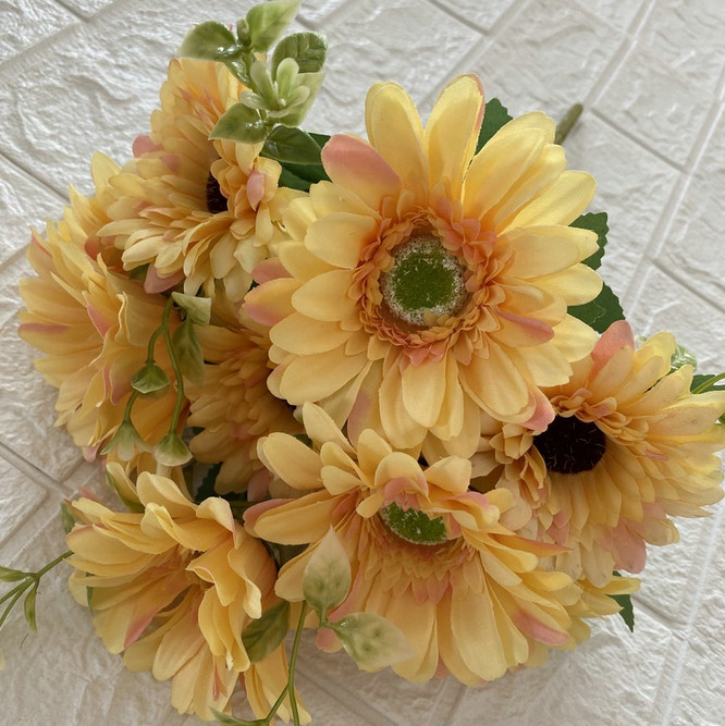 Multi Headed European Chrysanthemum Artificial Flower