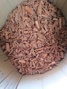China Broken Cigarette Cassia Round Removed Skin Cassia Herbs And Spices wholesale