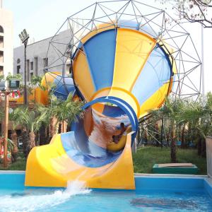 China Small fiberglass water slide for parents and kids interaction water fun wholesale