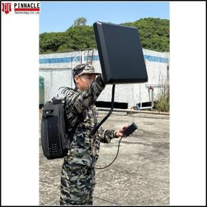 China 433MHz 900MHz Backpack Anti Drone Jammer Signal With Internal Battery wholesale
