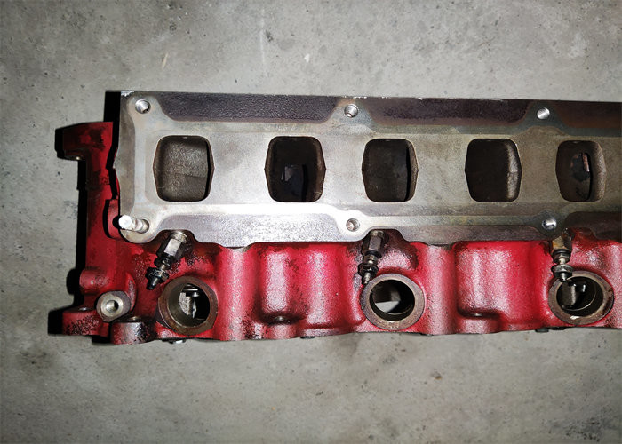 J05E Diesel Used Engine Heads , 4 Cylinder Head For Excavator SK200-8 SK250-8