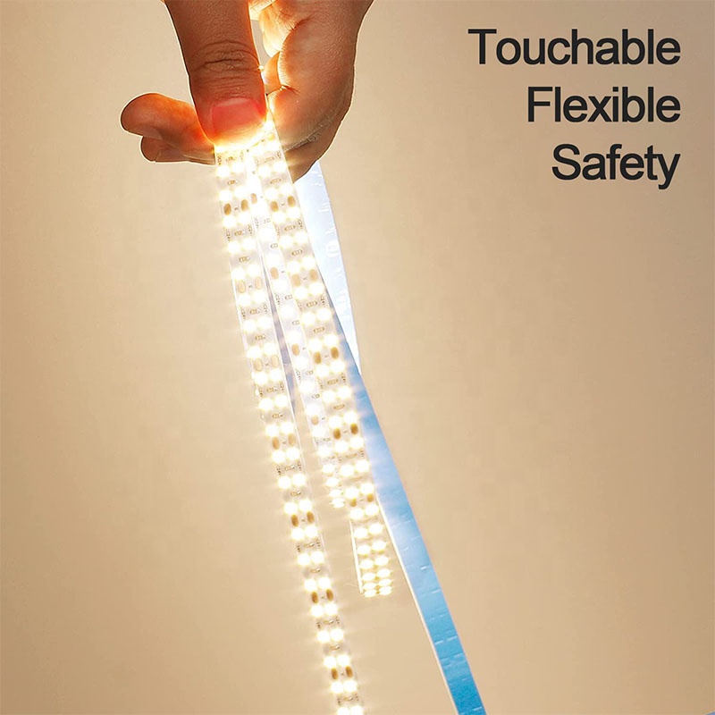 DC12V 24V SMD2835 Electroplate PCB 240Ds 8mm Ra 80 4000K LED Light Strip for Residential