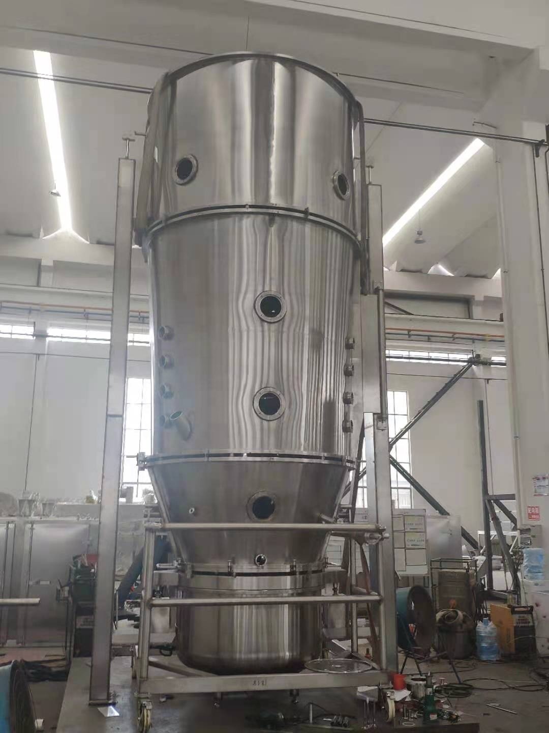 GMP Pharmaceutical fluid bed spray Granulator Fluid Bed Dryer