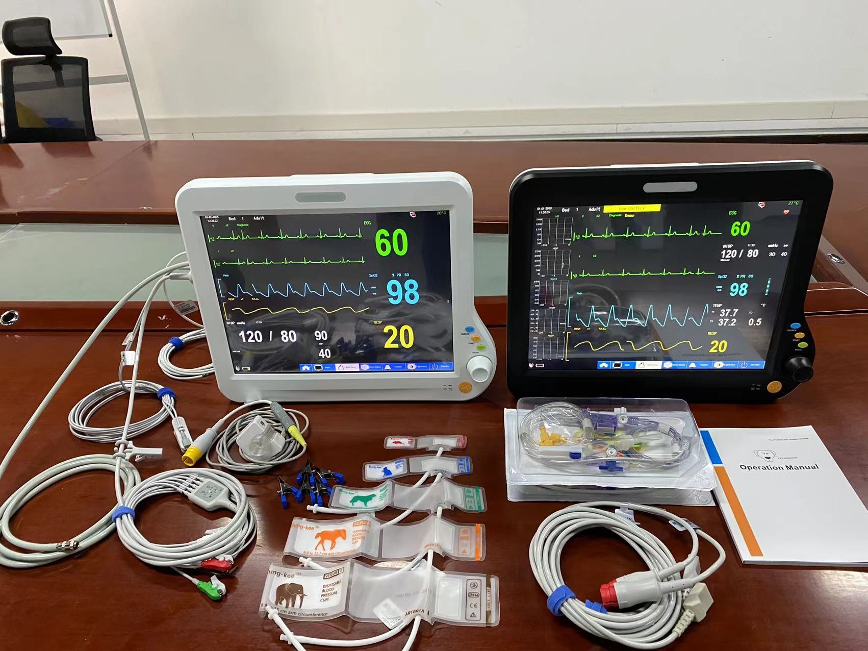 CMS Touch Veterinary Multiparameter Monitor 15 Inch For Animal Surgical