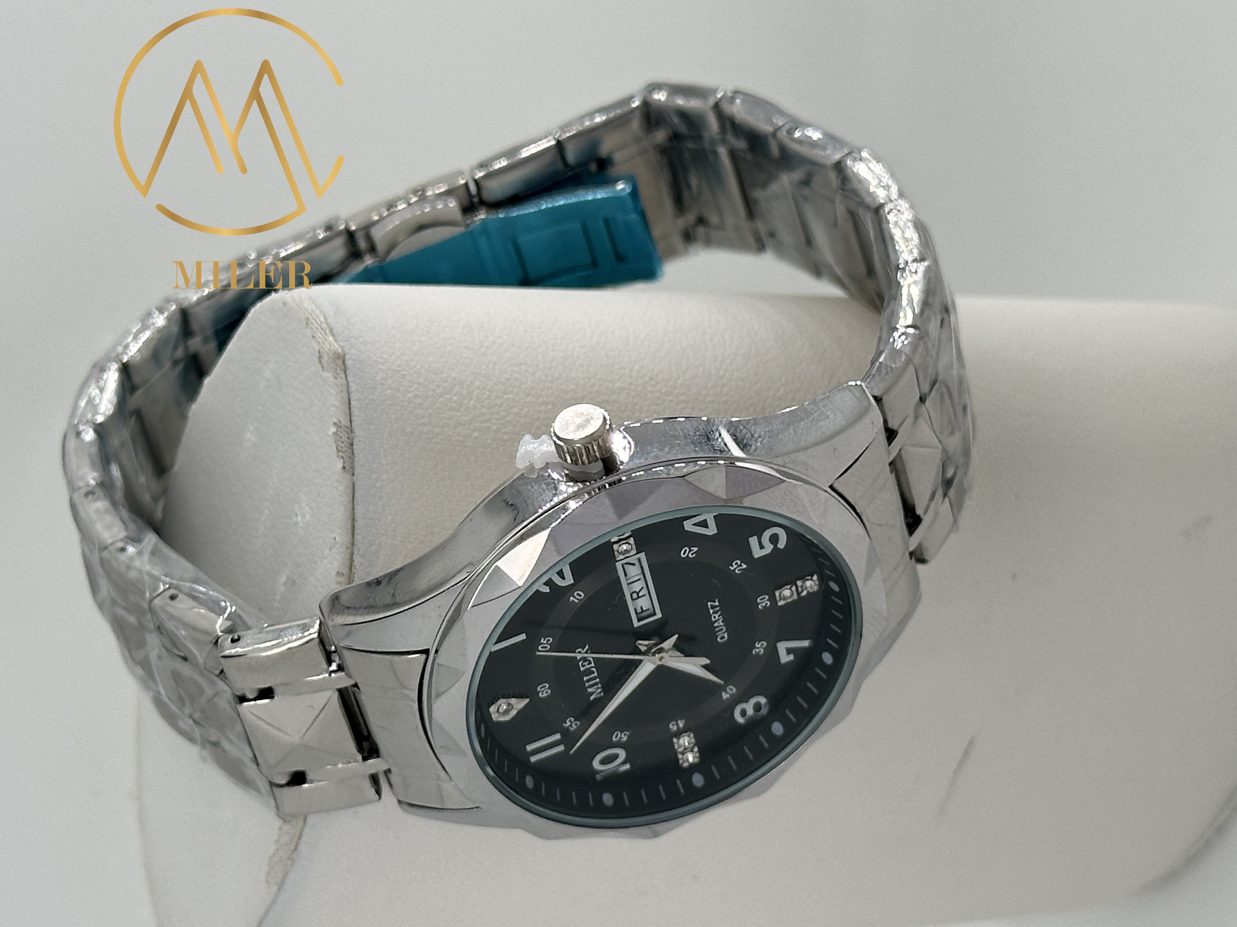 Original Quartz Waterproof Wristwatch Dual Calendar Function Watch