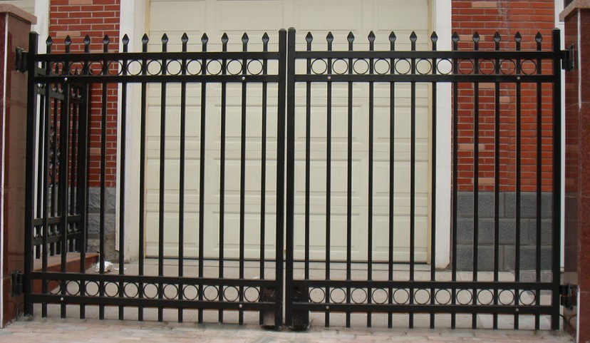 Anti Rust Decorative Iron Fence Panels Cast Iron Railing Multi Design