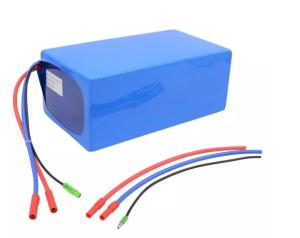China 65.26lbs 12v 200ah LFeLi 2560wh Lithium Battery Pack wholesale