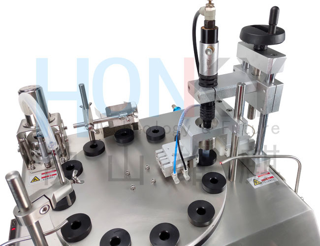 Antigen Bottle Ceramic Pump Filling Capping Machine For Bio Reagent Liquid