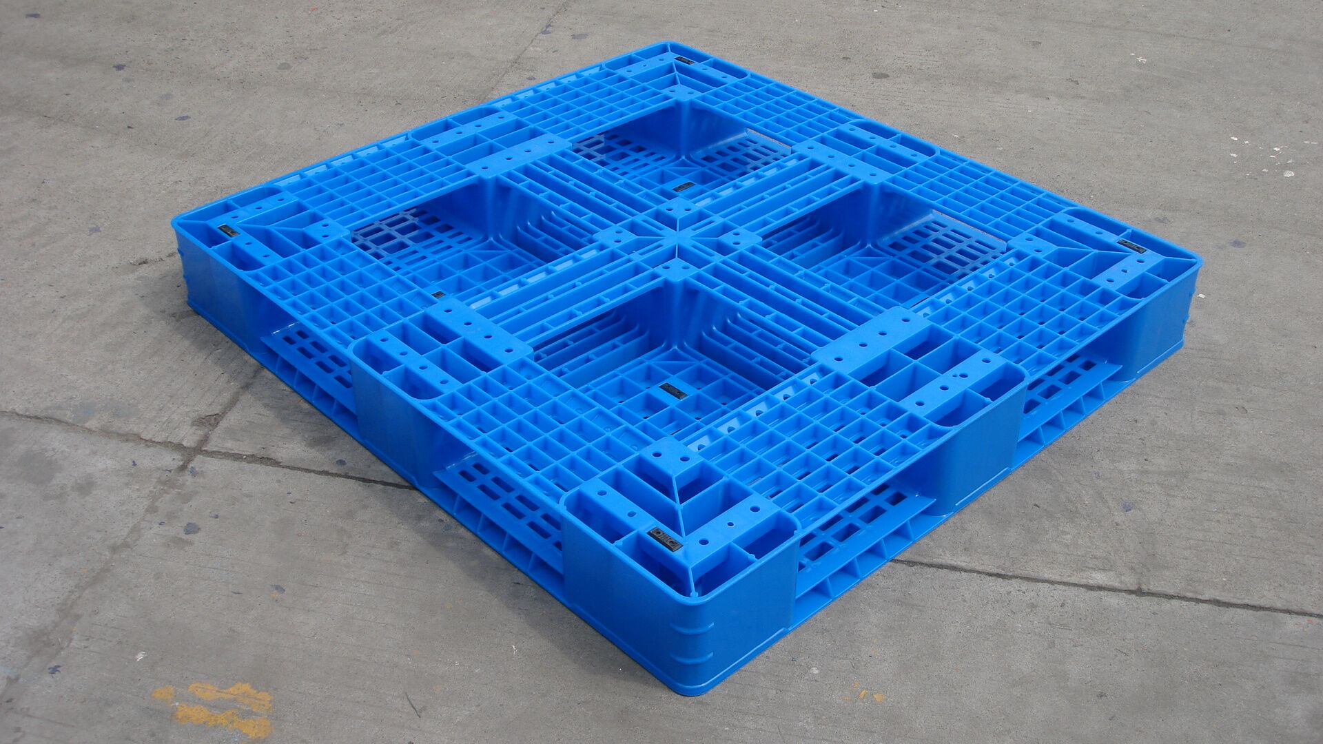 1200x1100 plastic pallet for stacking 6 runners Plastic Pallet for cold storage