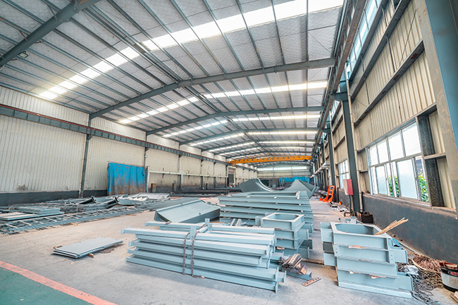 Heavy PEB Steel Building Industrial Steel Structures Pre Engineered Construction