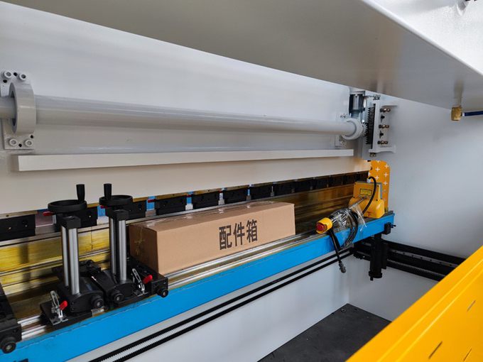 1000kn Iron Sheet Plate CNC Bending Machine Hydraulic