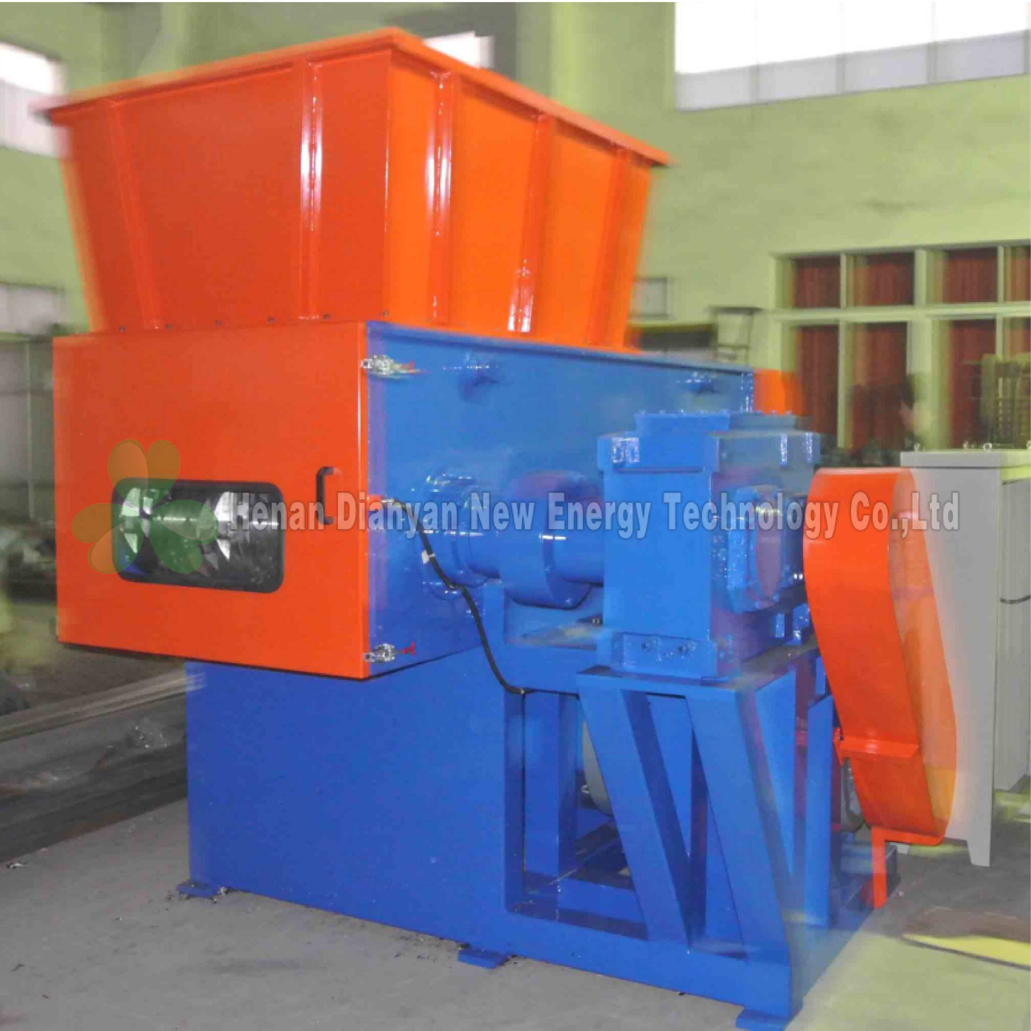 Waste Recycling Plastic Lumps Shredder , Plastic Container Shredder Single Shaft