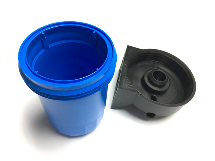 Hot Runner System Plastic Cover Mould Blue Bottle And BlacK Cap For Home Appliances