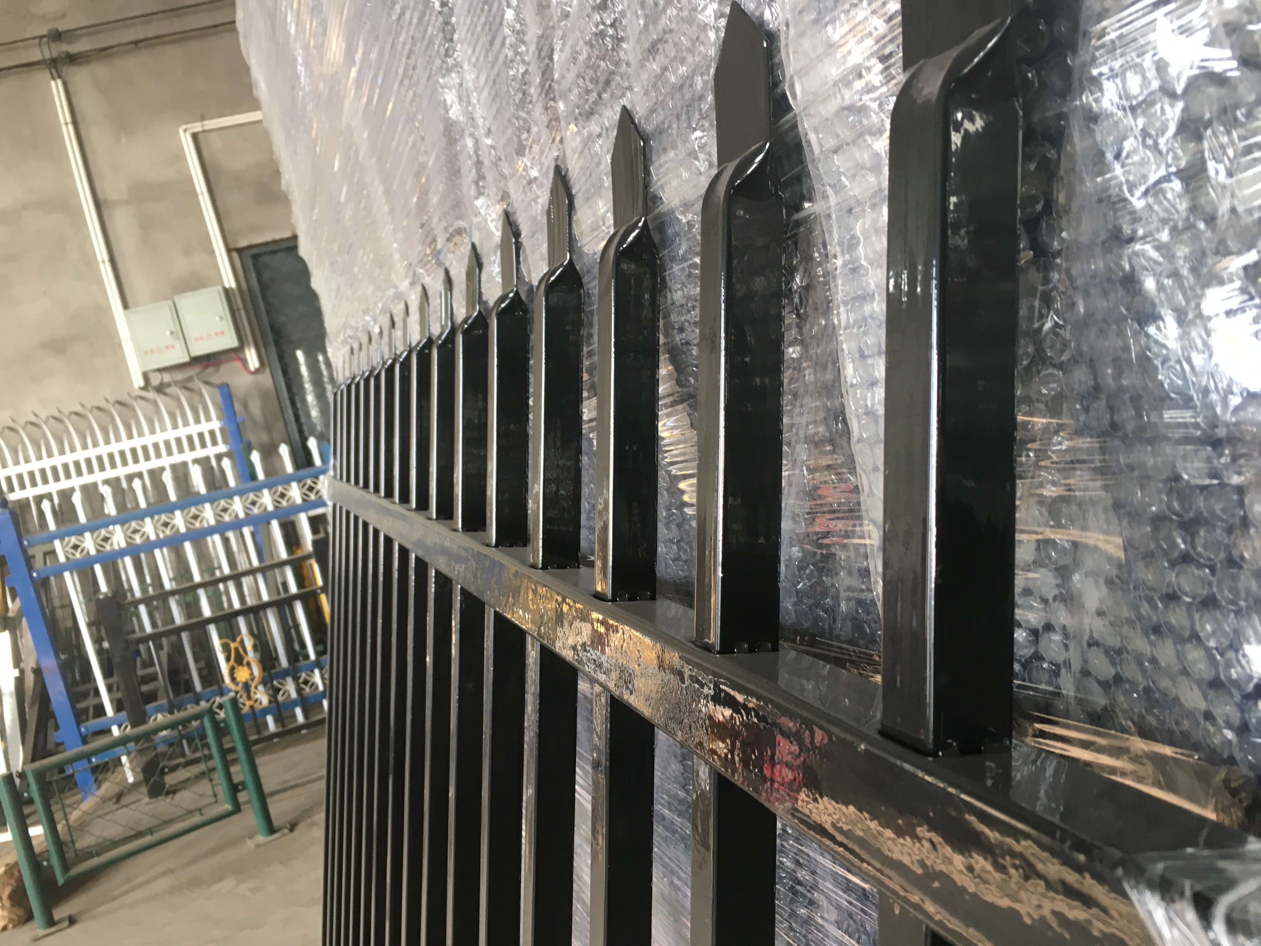 Crimped Pressed Spear diplomat Fencing 25mm picket Rail 40mm H1800mmxW2450mm