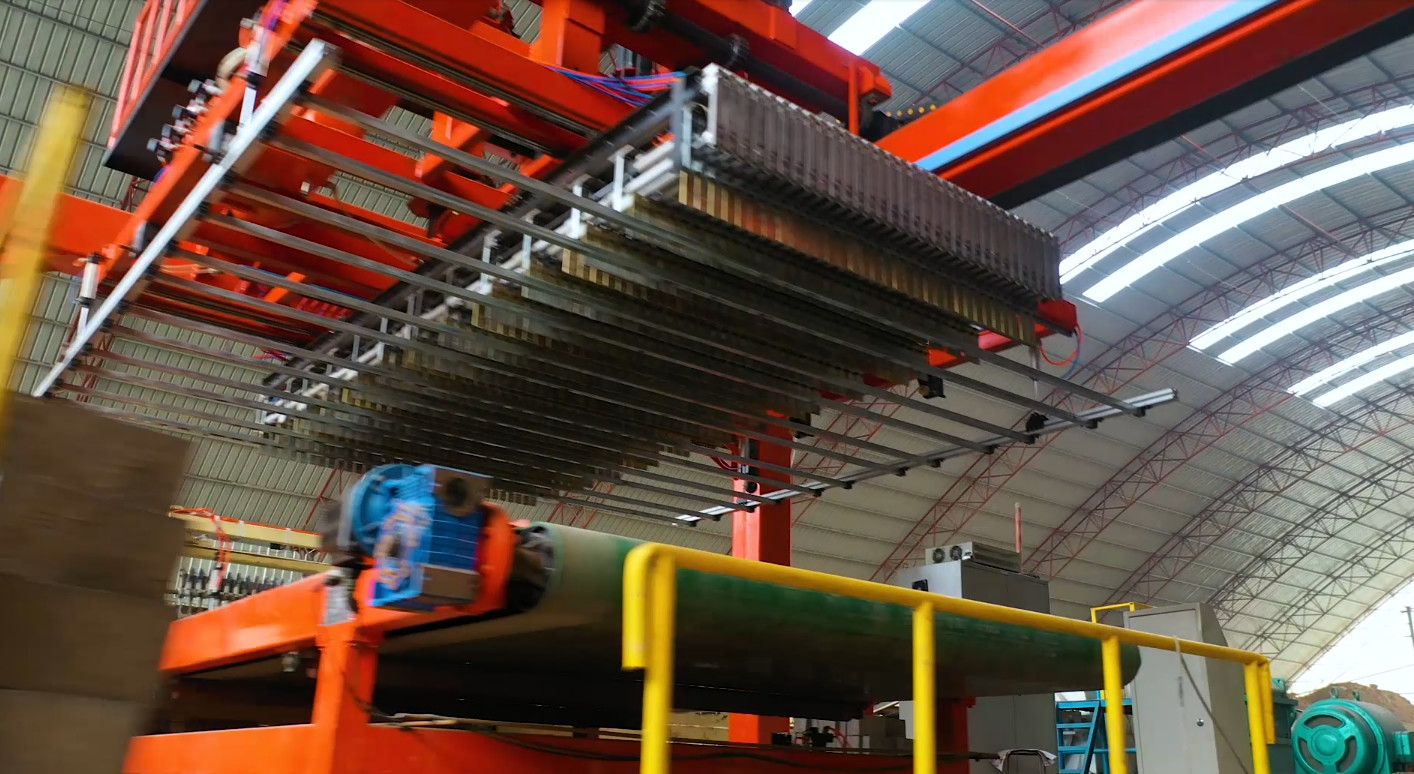 Automatic Clay Brick Stacking Machine For Clay Production 35000 Bricks/Hr Capacity