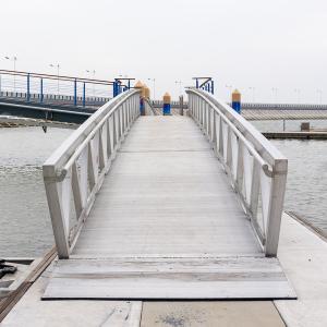 China Durable Marine Aluminum Gangways Boating Berth Dock For Yacht Club wholesale