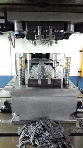 China 100 Ton Progressive Stamping Die 4140mm Metal Progressive Die Tooling wholesale