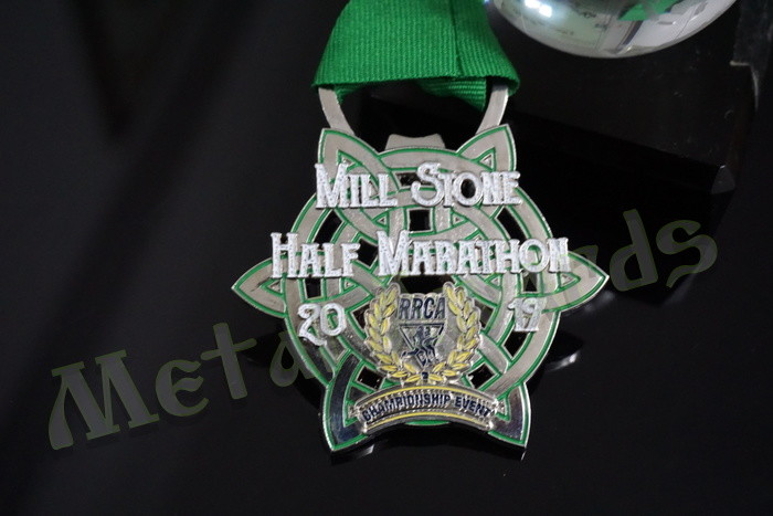 Die Casting Starr Bottle Opener Medals , Bottle Lid Opener 3mm Thickness