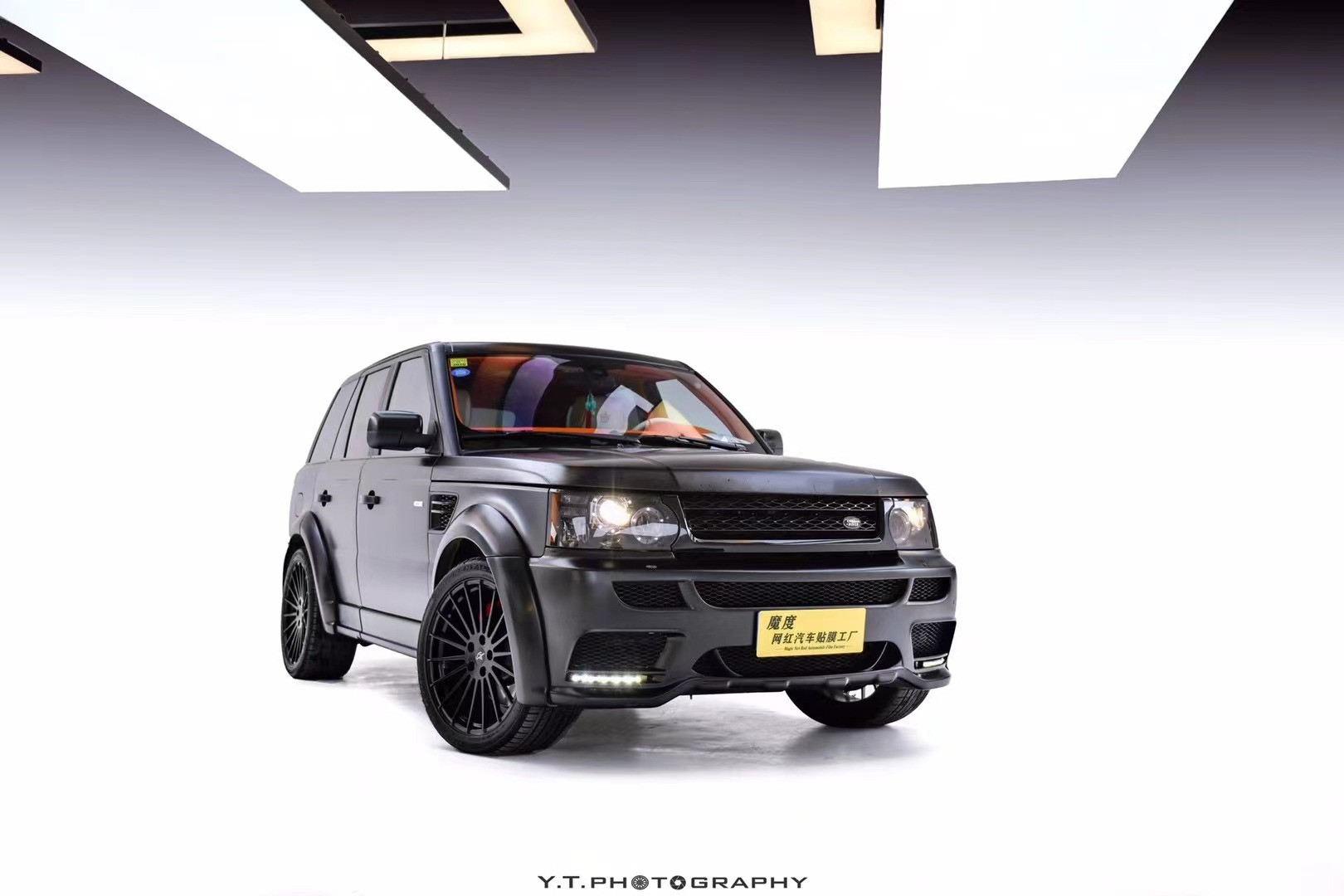 For Range Rover Sport Body Kit for Range Rover Sport Upgraded HM-style Front and Rear Bumper Wide-body Kit