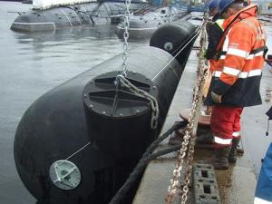 China Inflatable Rubber ISO17357 Pneumatic Marine Fender Tyre Free Chain wholesale