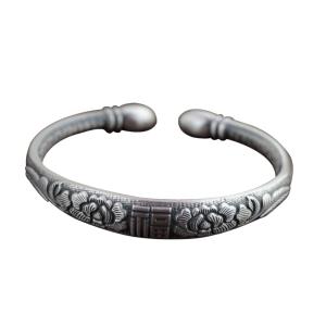 China Women Sterling Silver Cuff Bracelet Engraved Fowers Blessings Retro Bangle (055733) wholesale