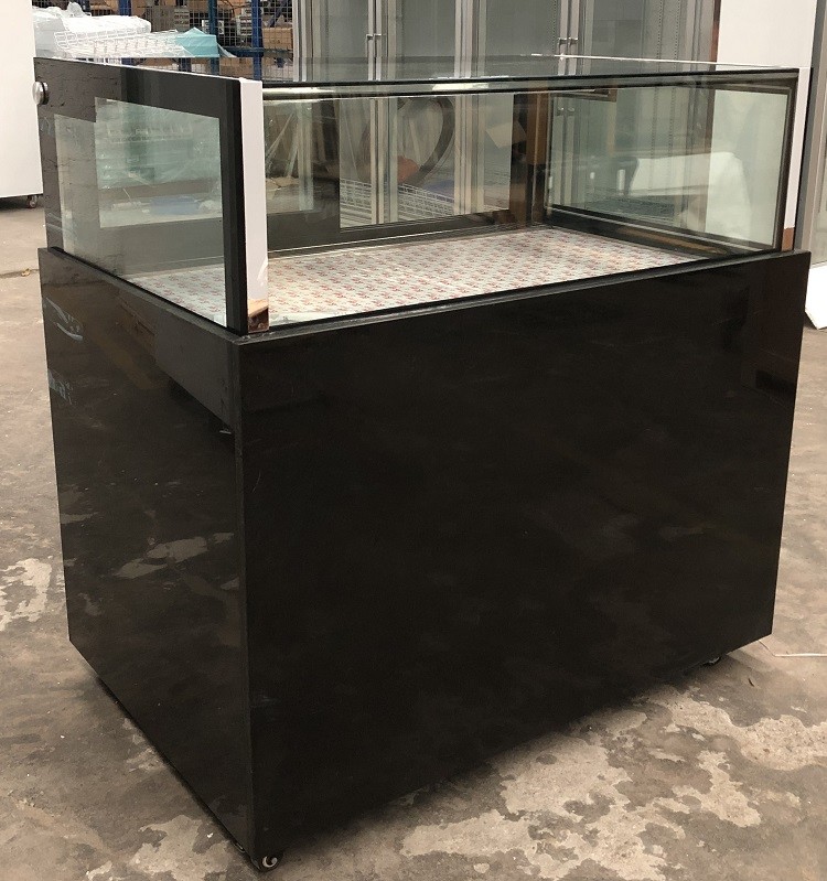 Back Sliding Door Bakery Glass Showcase , 1.2M Macaron Sandwich Display Refrigerator