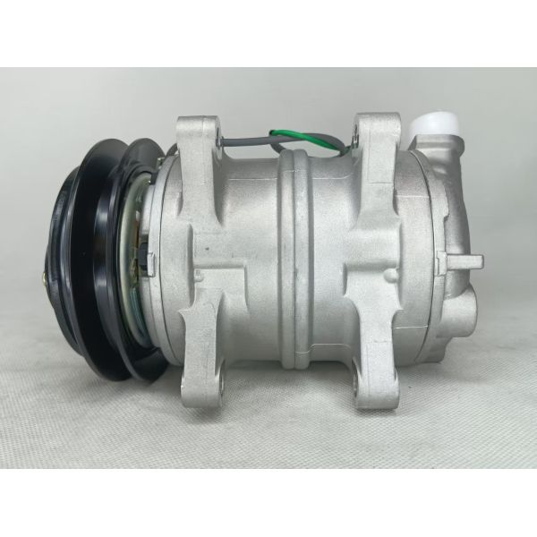 Auto AC Conditioning Compressor For Isuzu mixer truck DKS17CH FVZ FVR