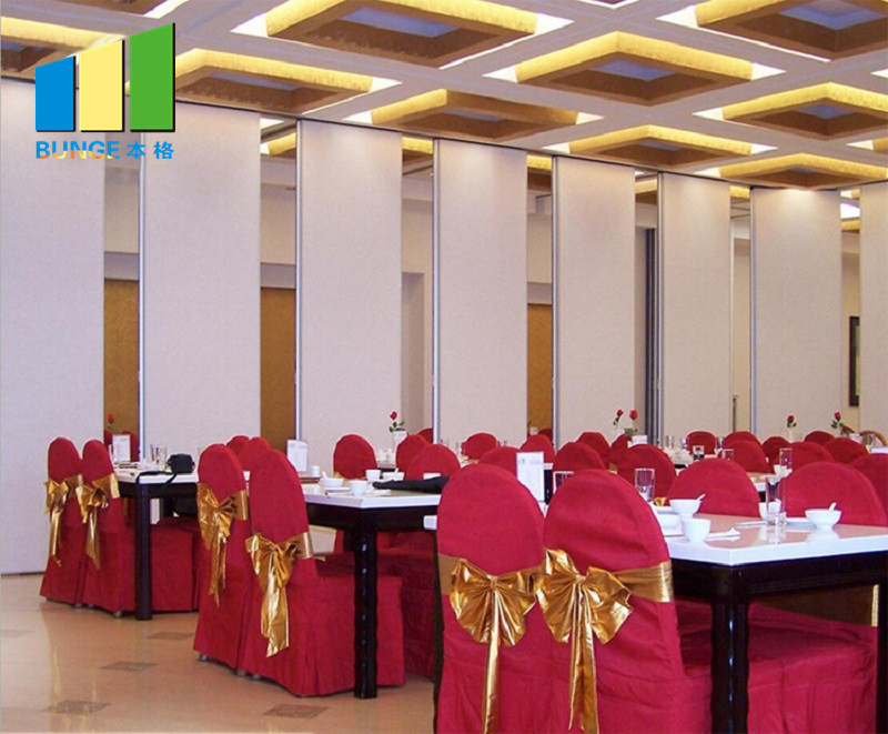 Restaurant Sliding Sound Proof Partitions Leather Painting Finish Partition Wall