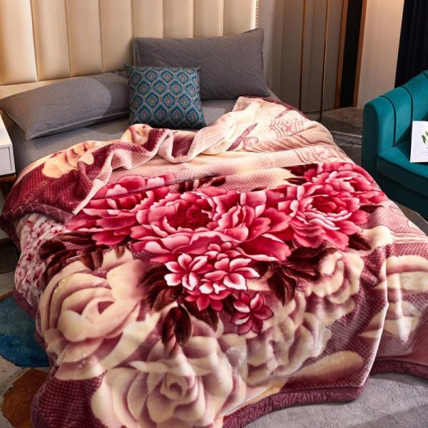 Stay Warm and Comfortable with our Double Thick Chunky Soft Fleece Plush Bed Blanket