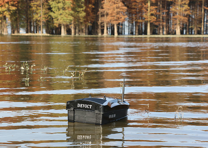 Black deliverance bait boat gps , Remote control fishing bait boat DEVC-110