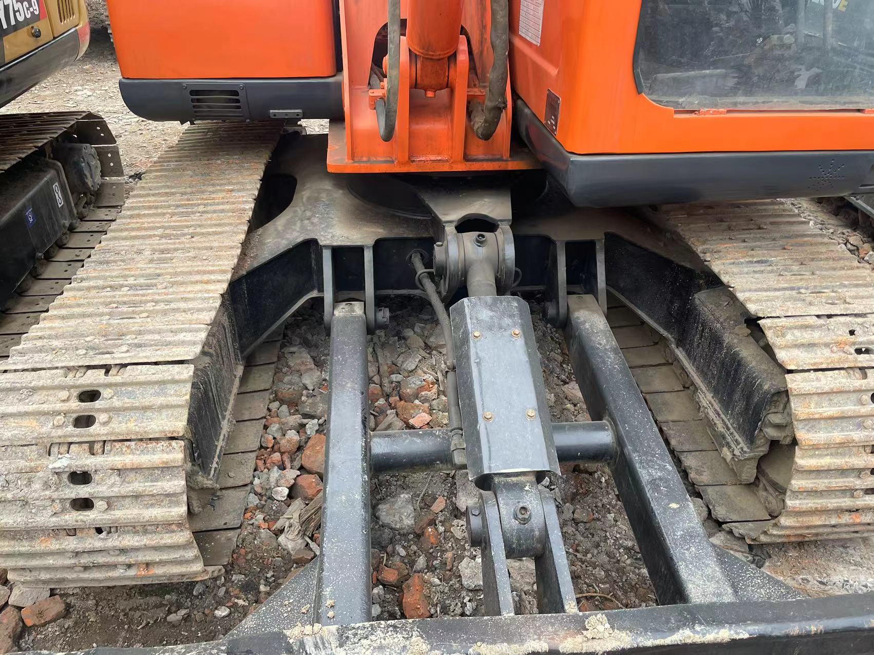 Original Paint Crawler Excavator Second Hand DOOSAN DX75 7.6 Ton