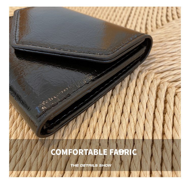 Availiable Women's Leather Card Wallet Holders with Coin Purse and Short Wallet Length