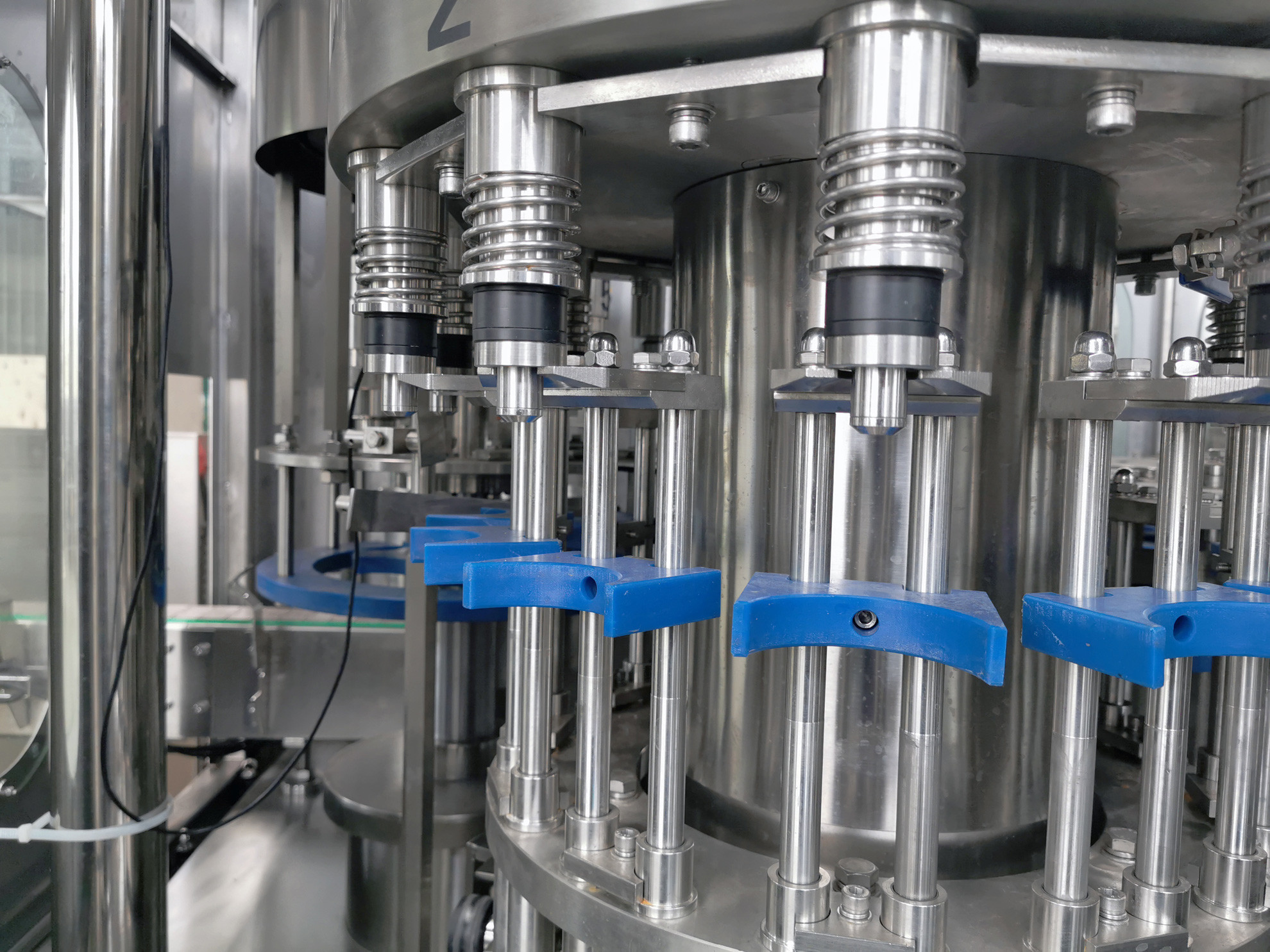 Industrial Turnkey Project Plastic Bottle Filling Machine For 500Ml Mineral Water