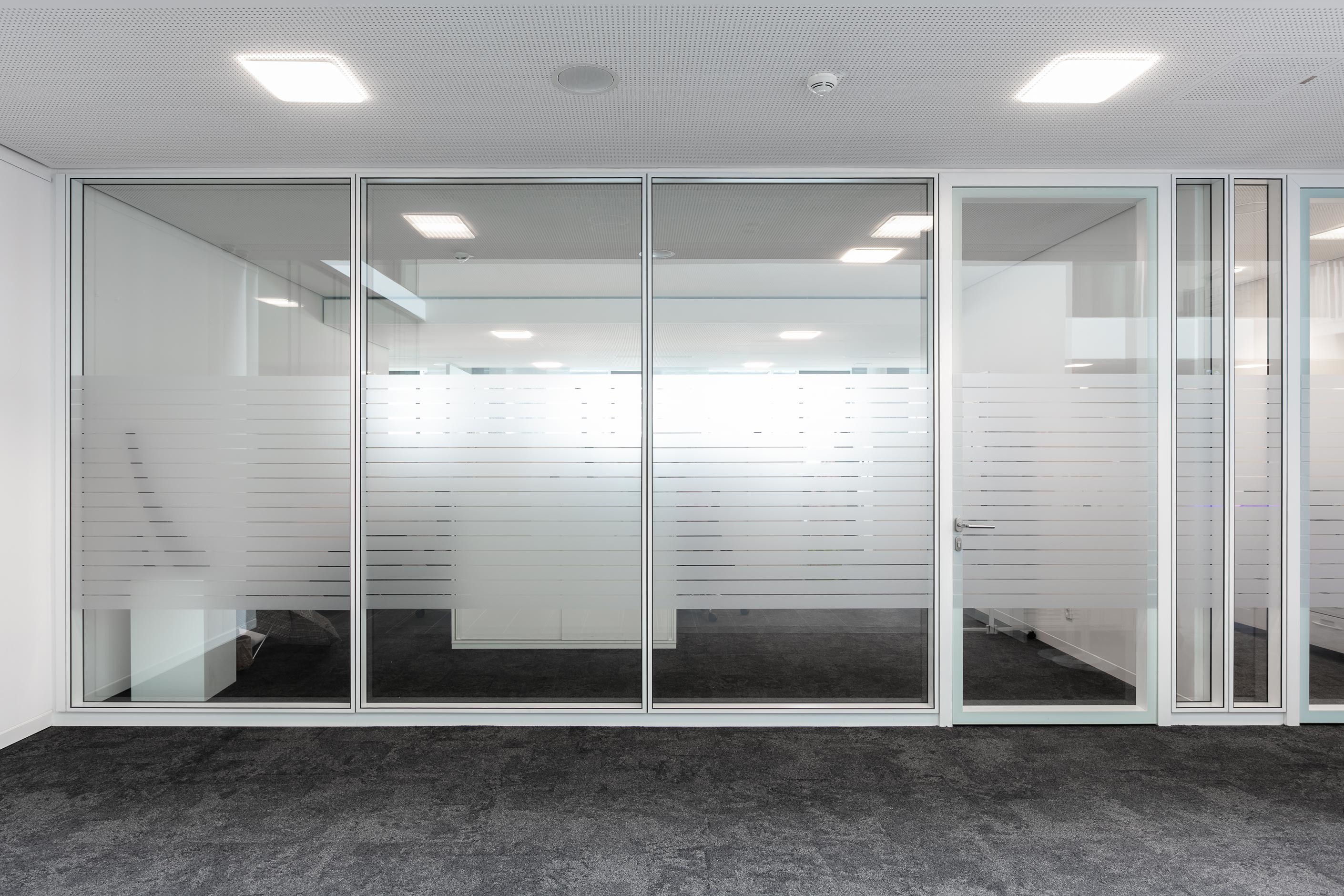 Non connect to ceiling partition wall suitable for too height space half height partition wall without fulse ceiling