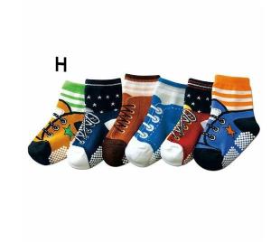 China Top quality knitted colorful design terry cotton boys socks in good price wholesale
