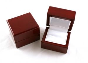 China Brown Small Empty Gift Boxes Case , Custom Logo Color Travel Jewelry Box wholesale