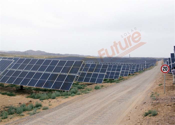 Horizontal 2P Solar Tracker Simple Structure Wind Protection