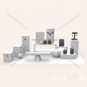 China acrylic &amp; Wooden bust mannequin, Jewelry display props for sale wholesale