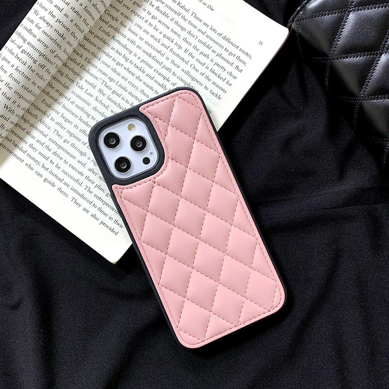 PU Leather Designer Cell Phone Cases Stitched Grill Pattern Camera Protection