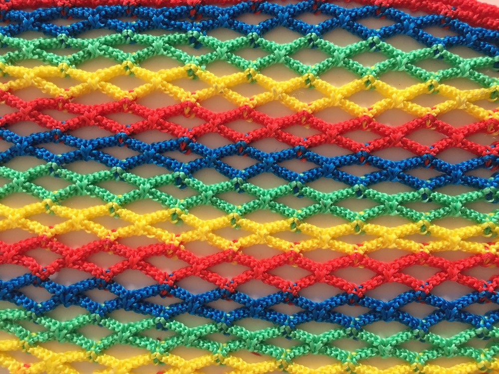 Polyester Nylon Material Knotless Fishing Net Small Mesh Net Machine